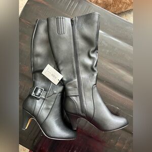 Bella Vita Black Heeled Boots 6.5 W